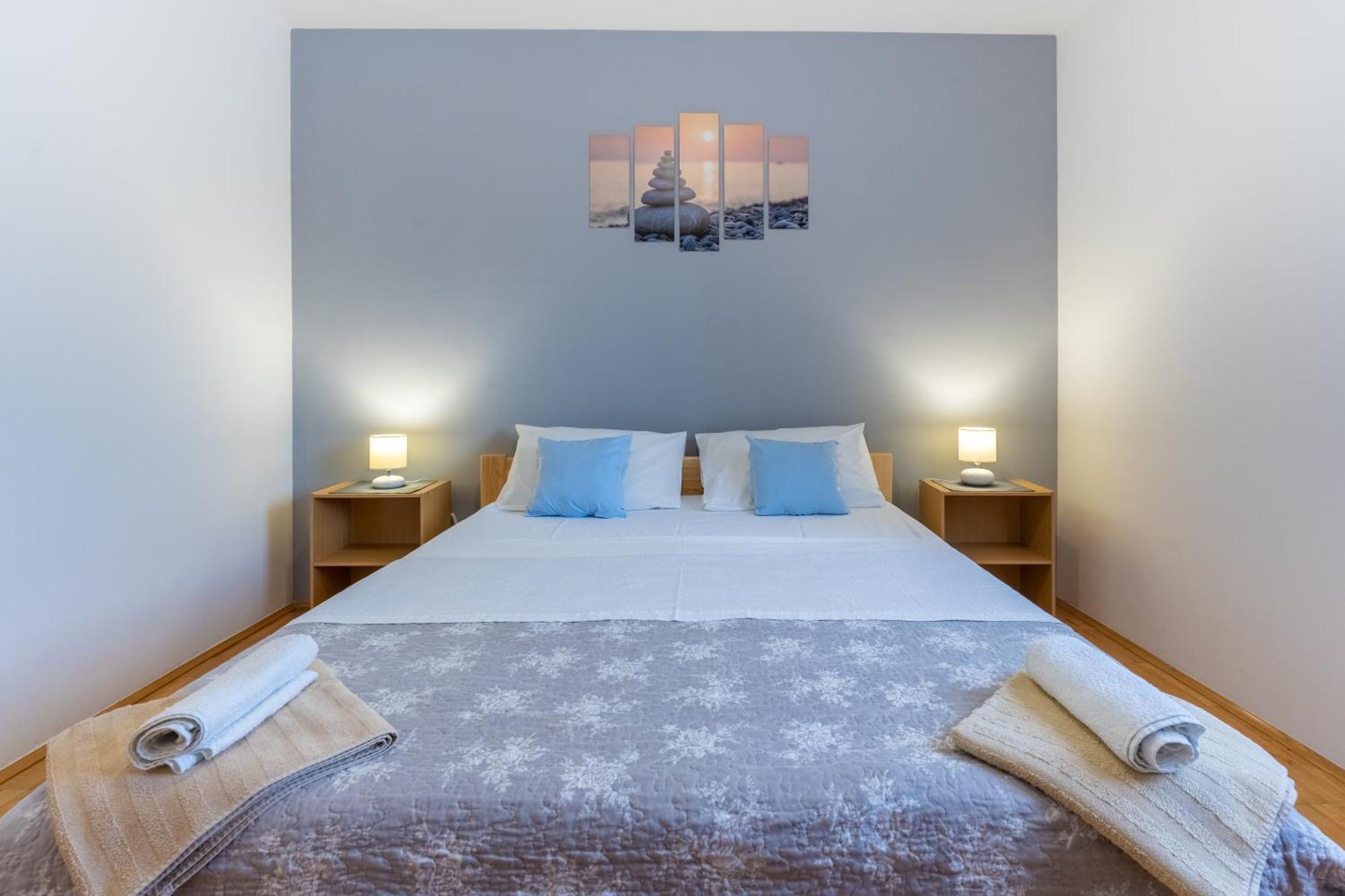 Apartment Kristian Црес Экстерьер фото